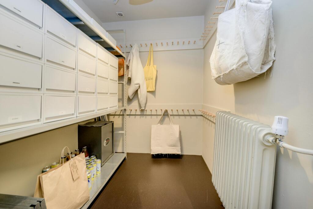 150 royal college st9621.jpg