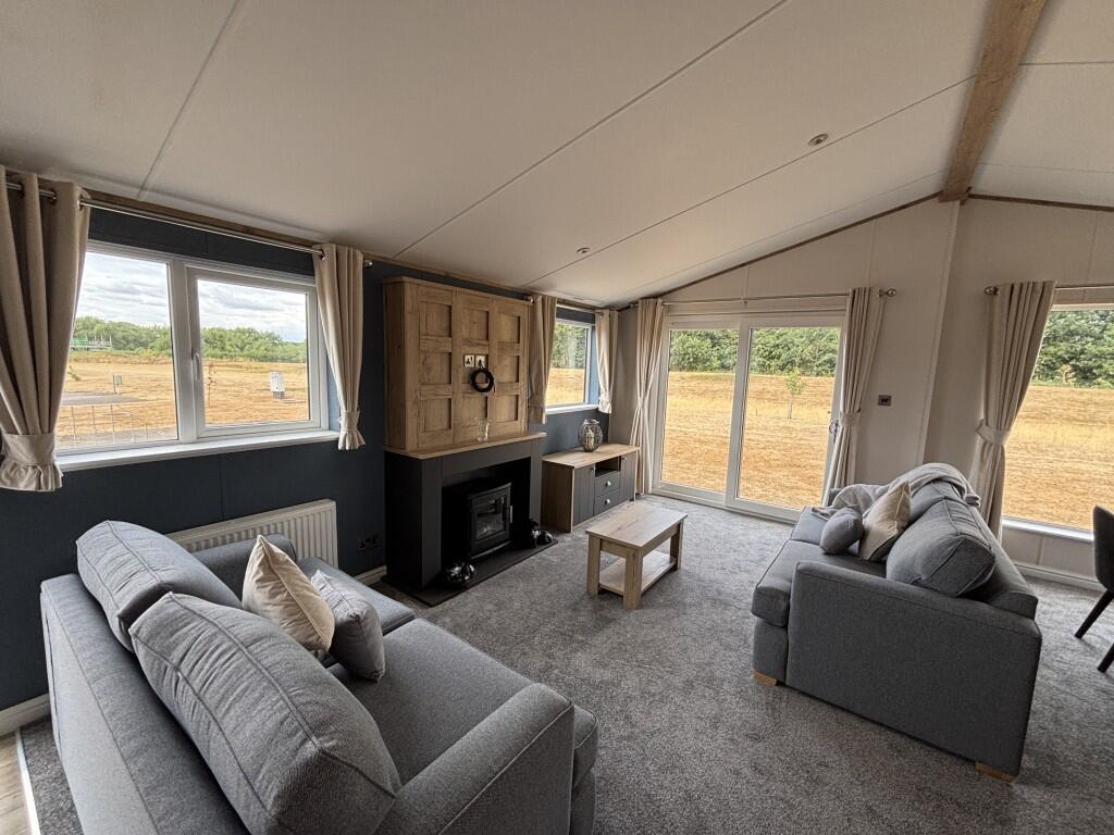 House in Wychavon, Hill and Moor - More