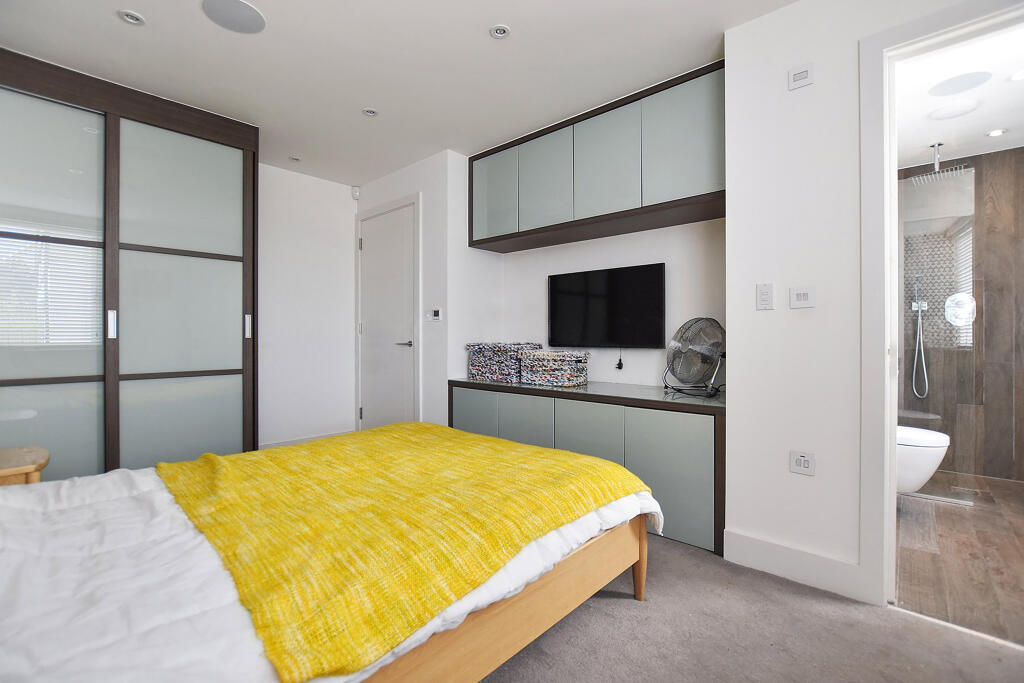 Apartment in London, Brondesbury - View 4