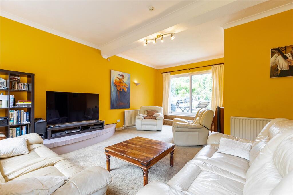 House in Swindon - View 4