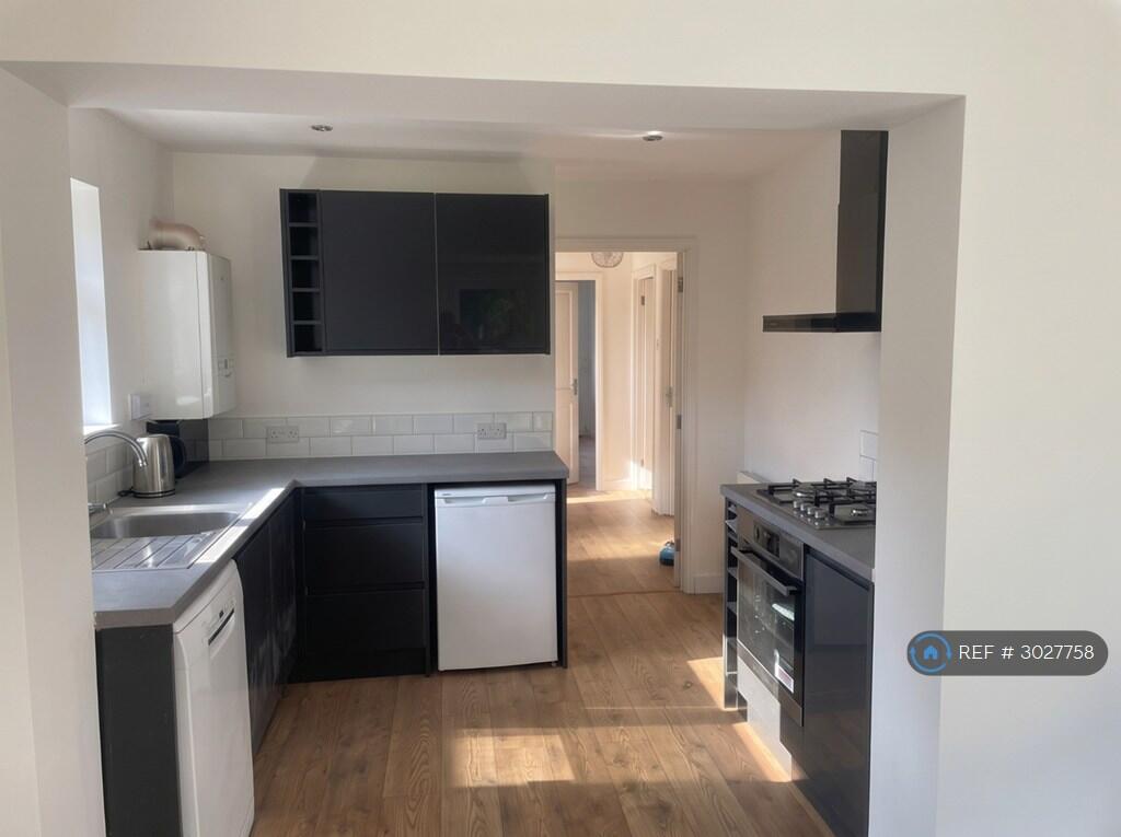 House in Stevenage - View 2