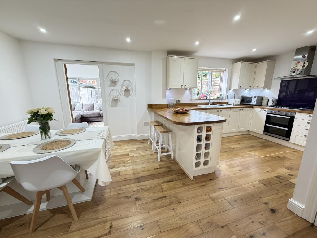 House in Northampton - View 3
