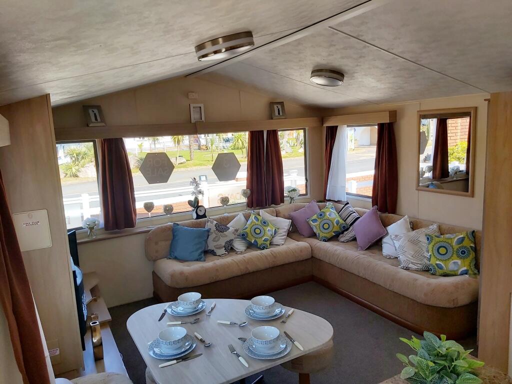 2011 Willerby Rio Gold, Dawlish Sands Holiday Park, Dawlish Warren, Devon, EX7 0PG - View 3