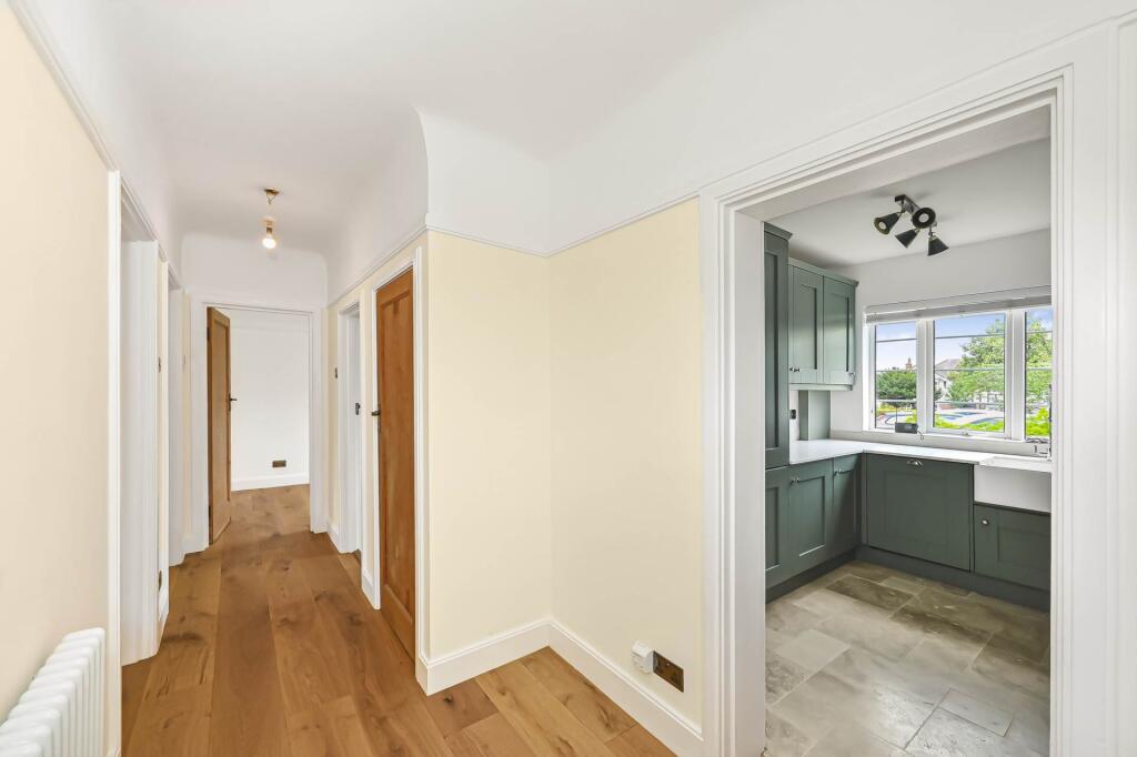 Apartment in London, Perivale - View 4