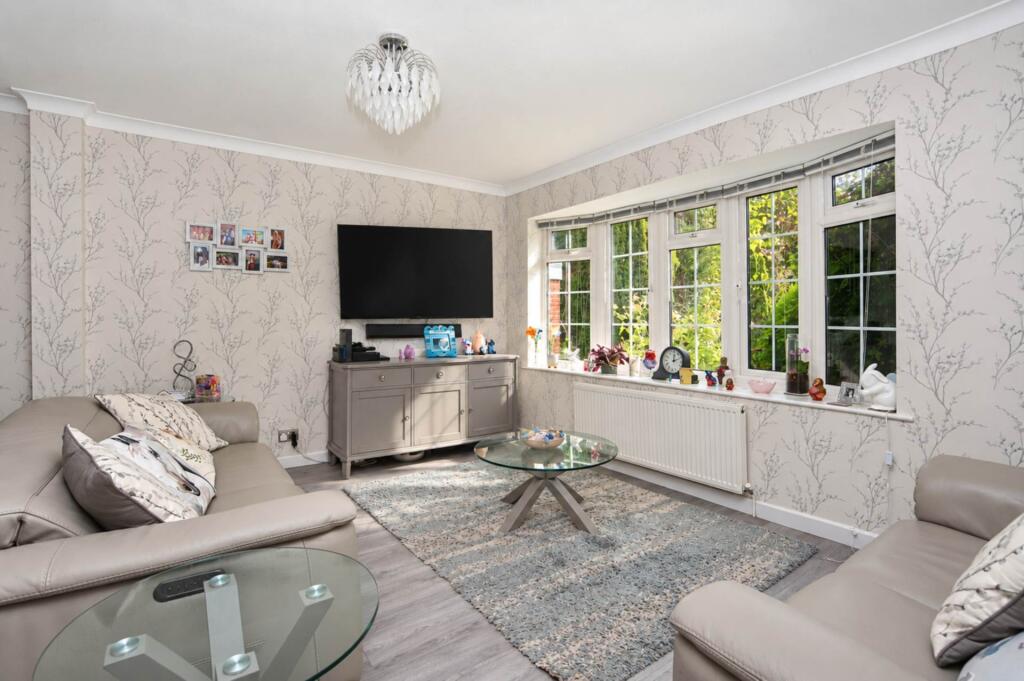 Sandon Close, Tring photo 4