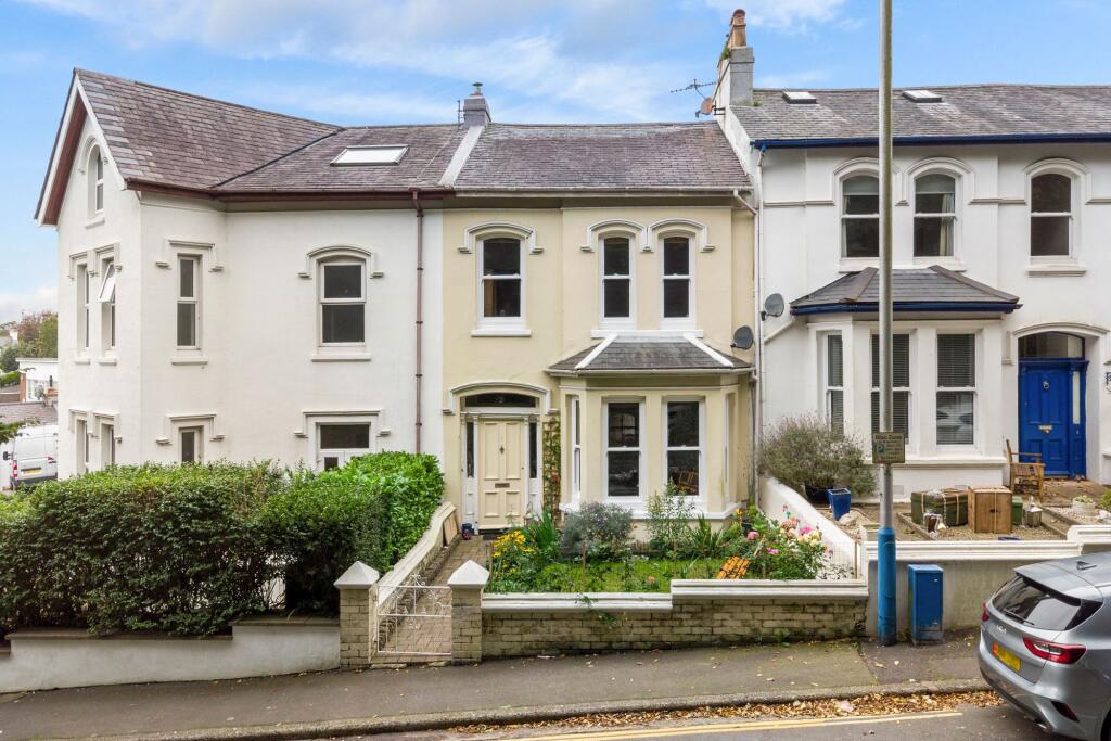 Main image of property: 2 Roslyn Terrace Douglas IM2