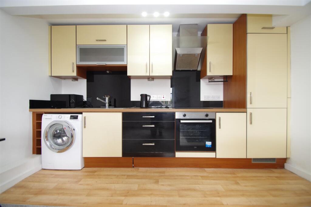 Apartment in South Oxfordshire, Winterbrook, Wallingford - View 5