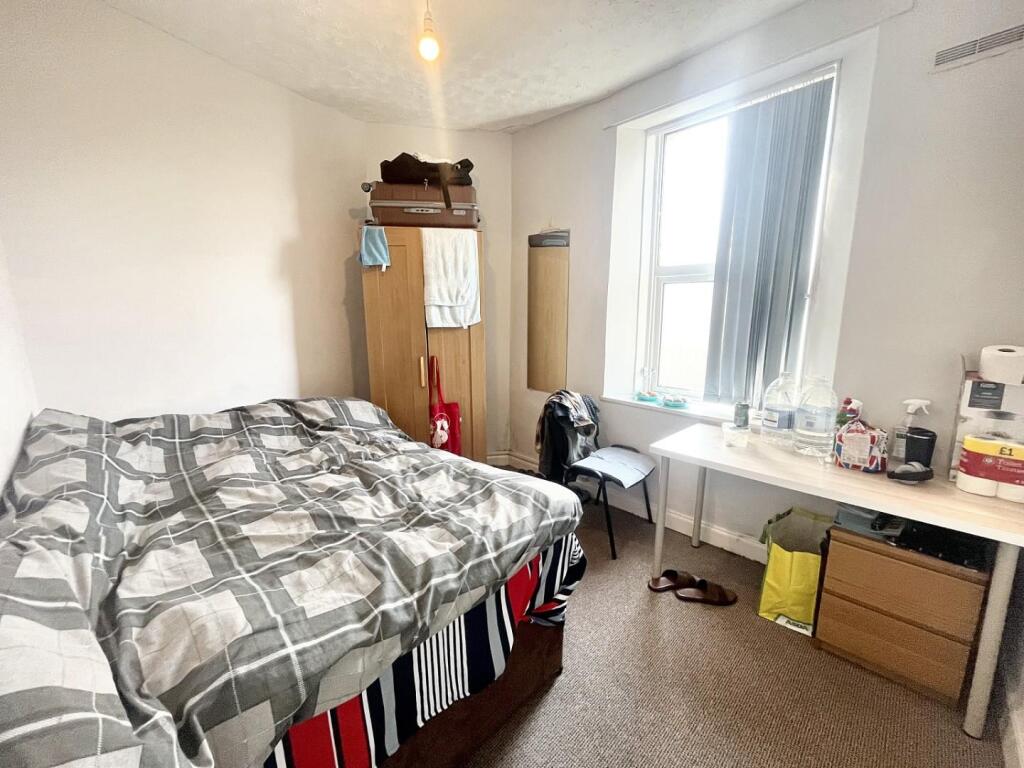 Arundel Crescent, Plymouth – další
