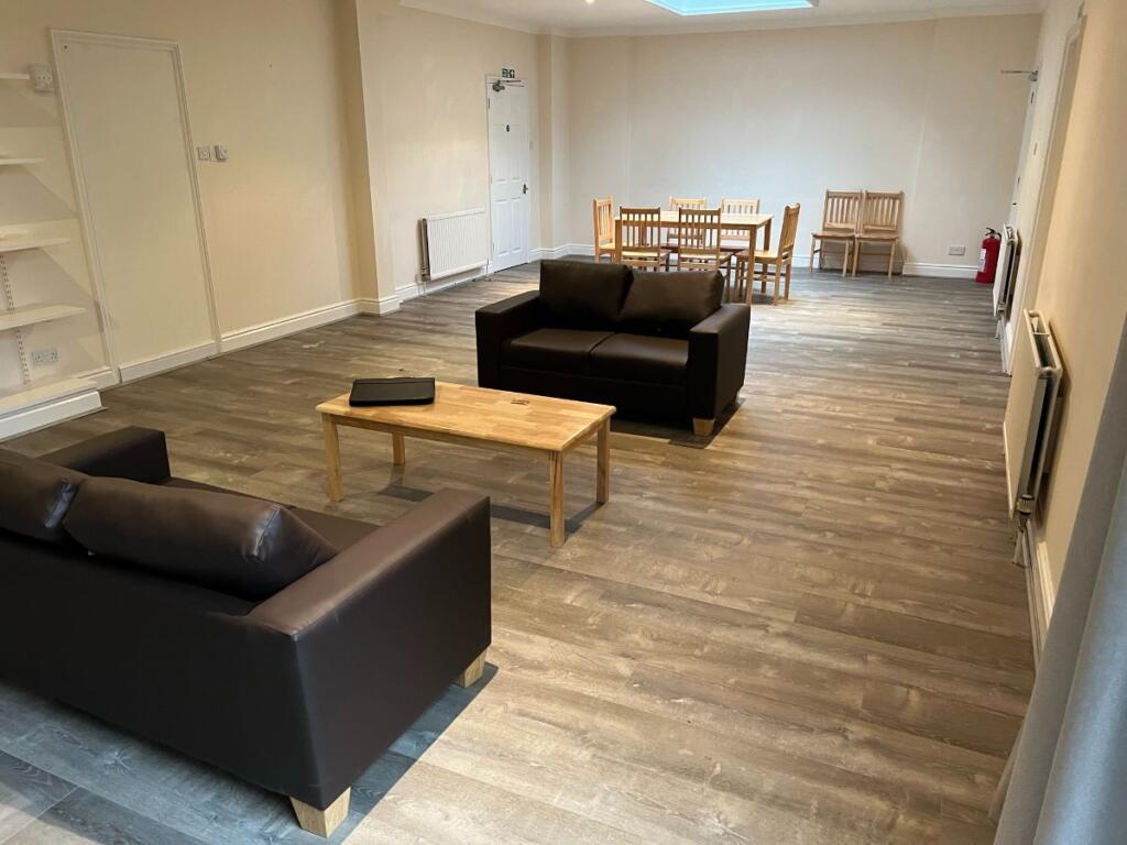 House in West Suffolk, Newmarket - View 5