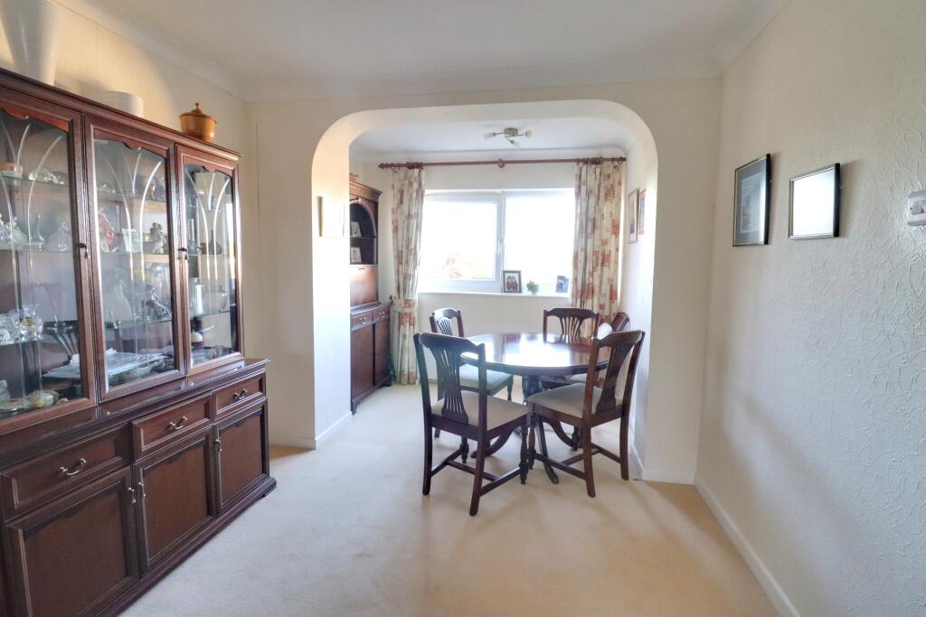 House in Havant, Hampshire - View 3
