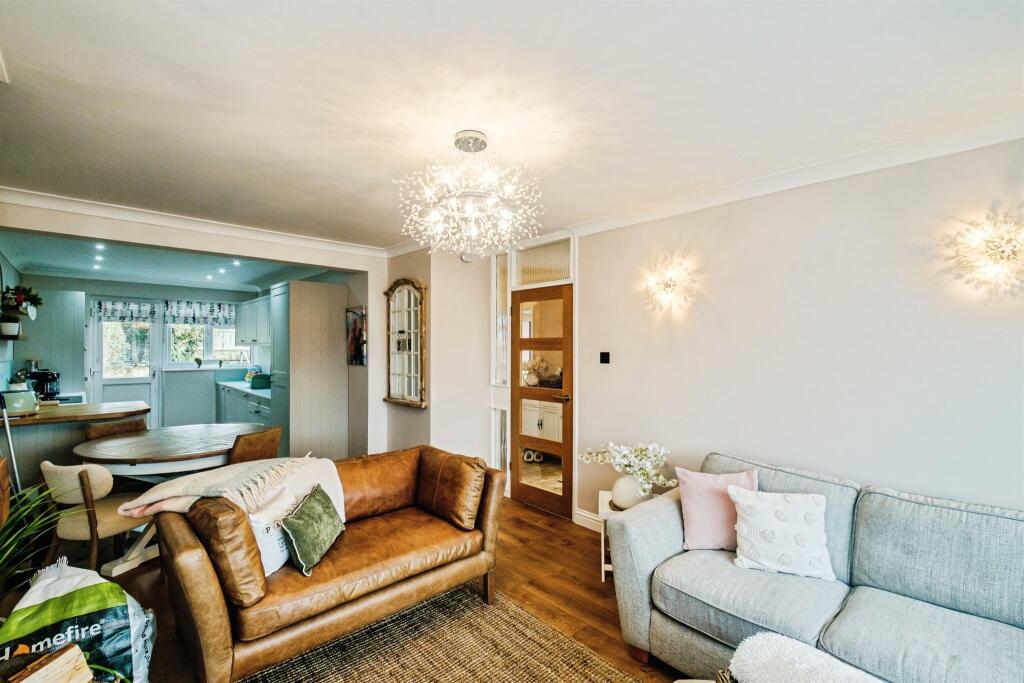 Beech Road, Findon, Worthing photo 4