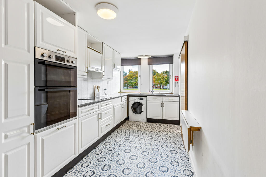 Apartment in Glasgow - View 4