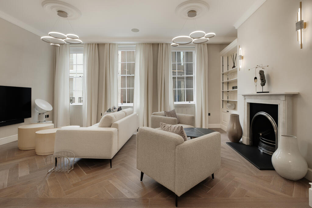 House in London, St. James's, Mayfair - View 2
