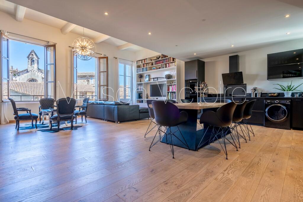 Main image of property: Provence-Alps-Cote d`Azur, Vaucluse, L'isle-sur-la-Sorgue