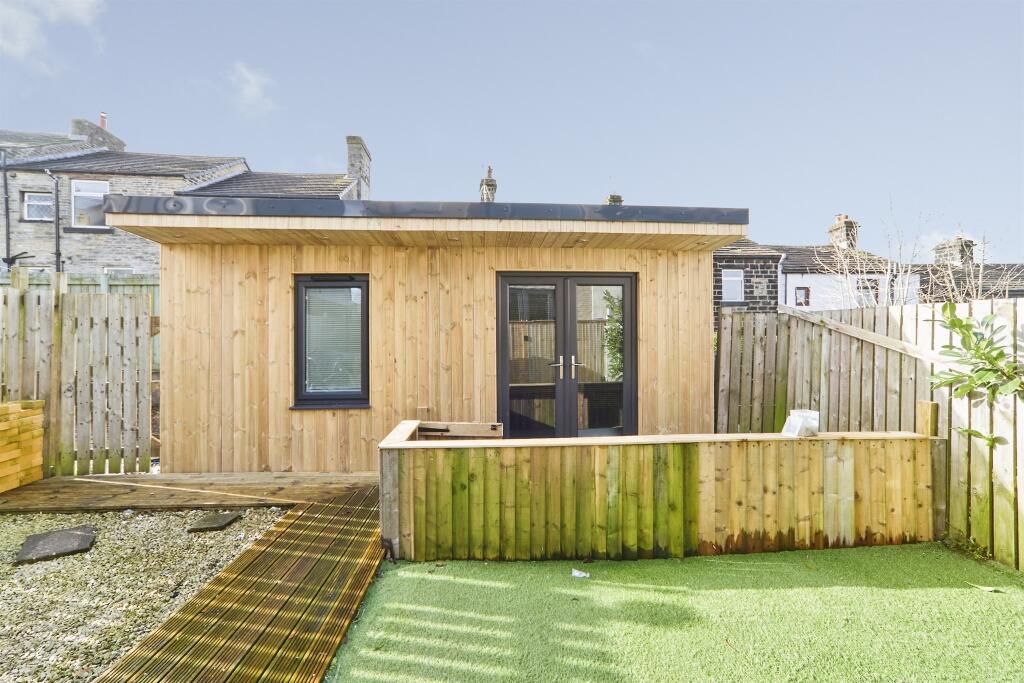 Additional image 18 of Canberra Drive, Cross Roads, Keighley