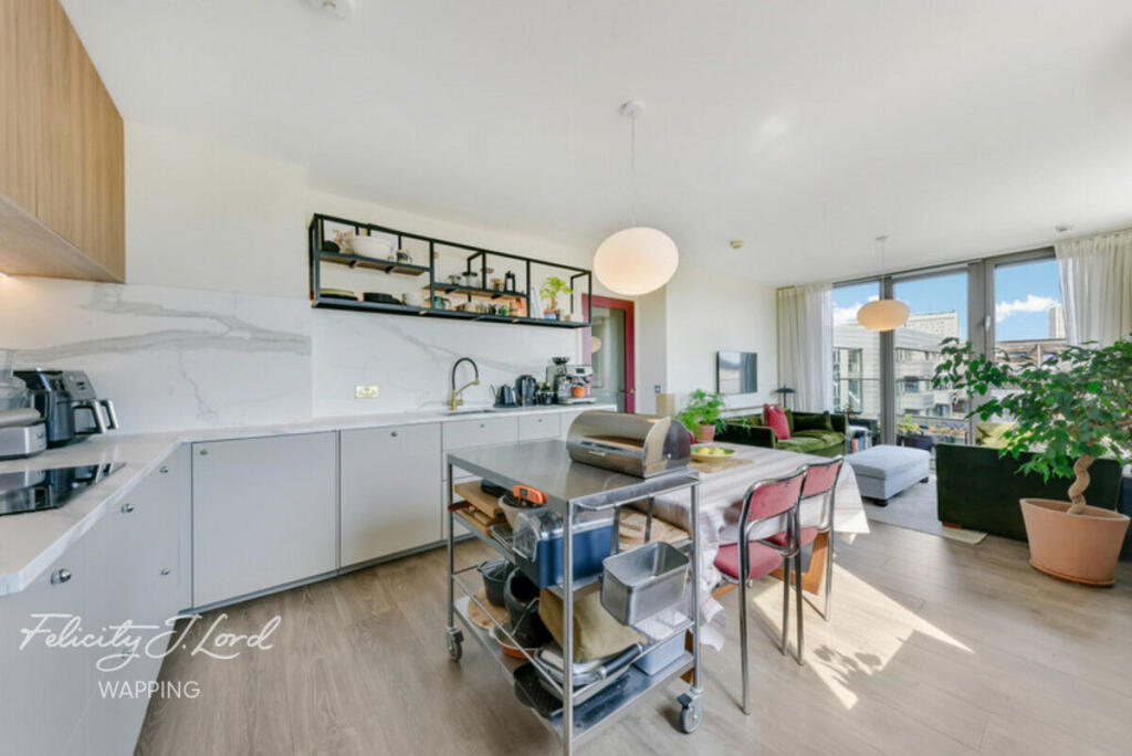 Main image of property: Spencer Way, London E1