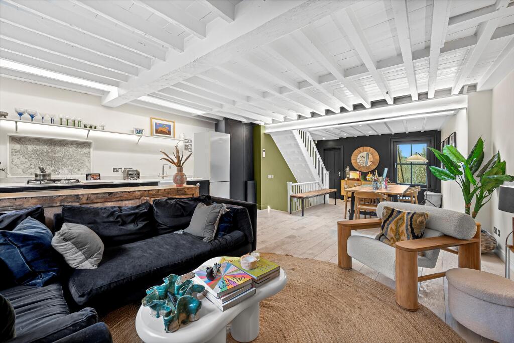 Main image of property: Cheshire Street, London, E2