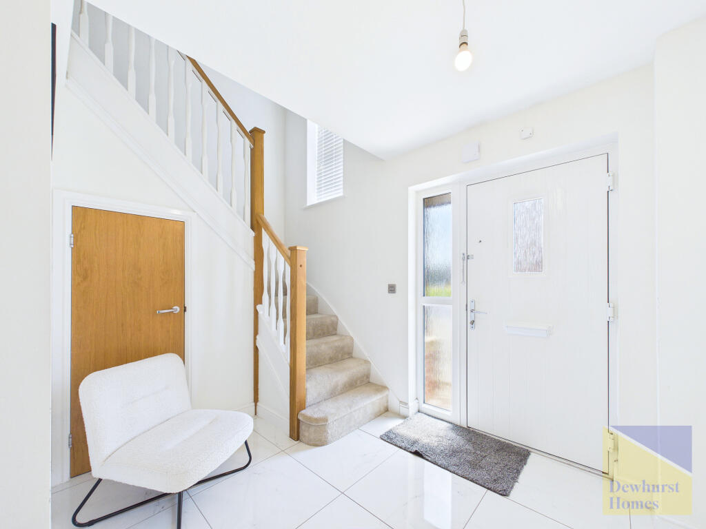 Shearwater Drive, Broughton, PR2 - View 3
