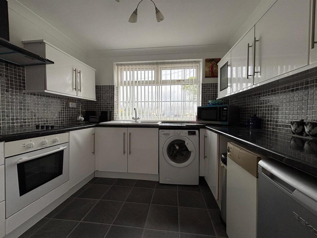 House in York - View 3