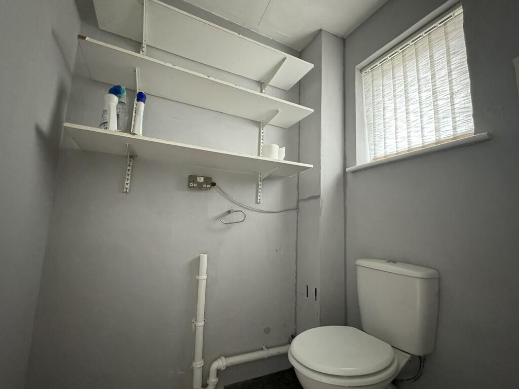 House in Swindon - View 4