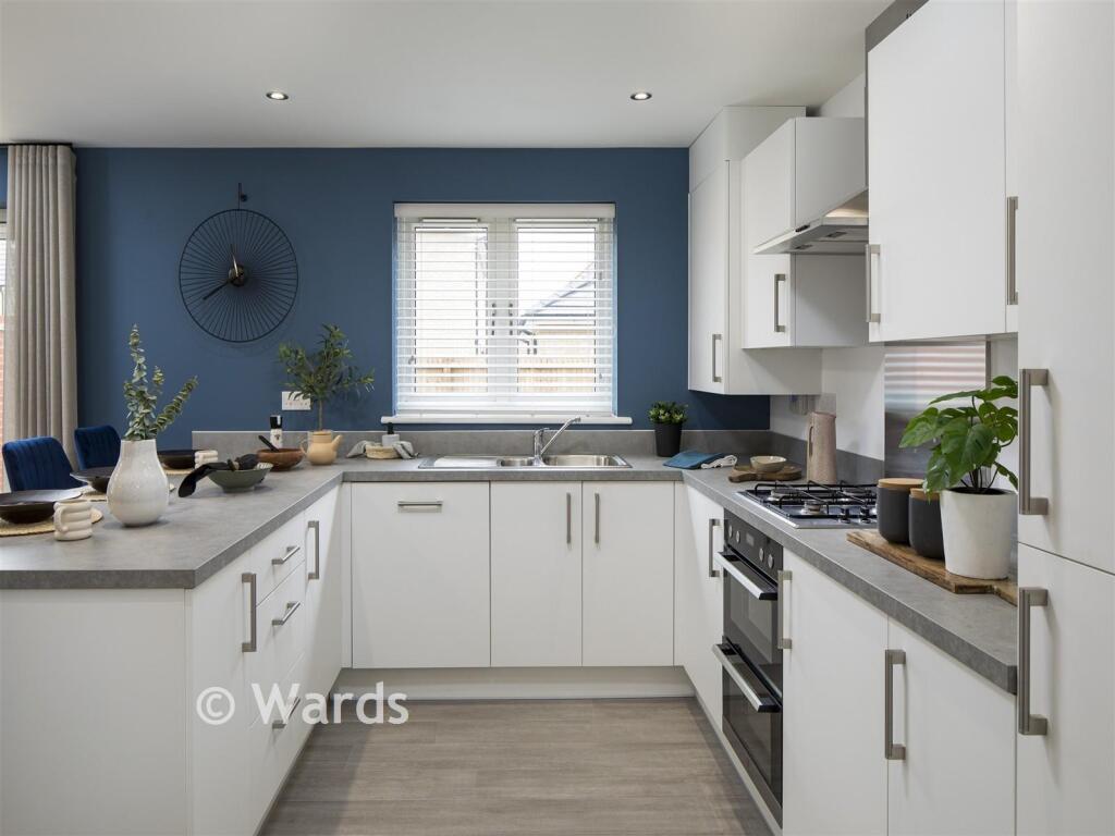 4-bed detached on Wellington Gardens, Walmer, Deal, Kent, £485,000