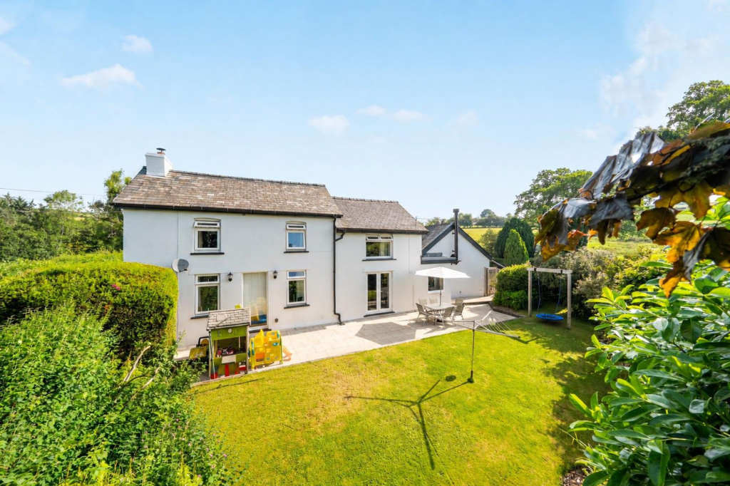 House in Llandrindod Wells, Treflys - View 5