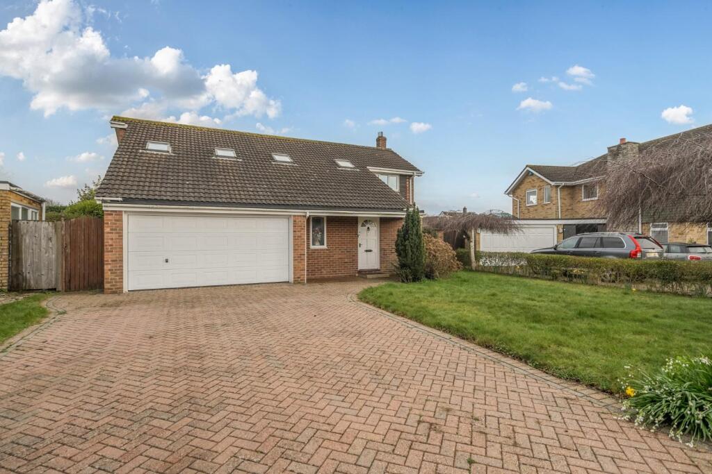 Main image of property: St. Aubins Park, Hayling Island