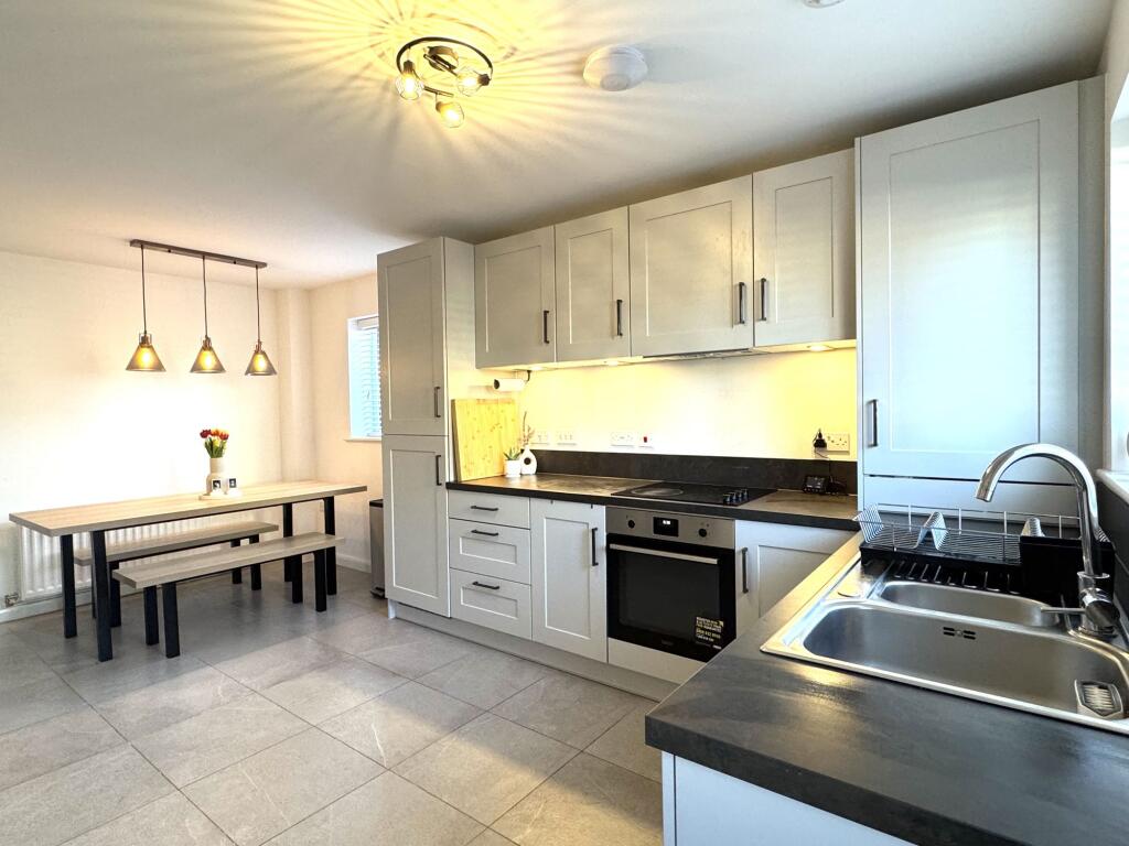 House in Newcastle upon Tyne - View 3