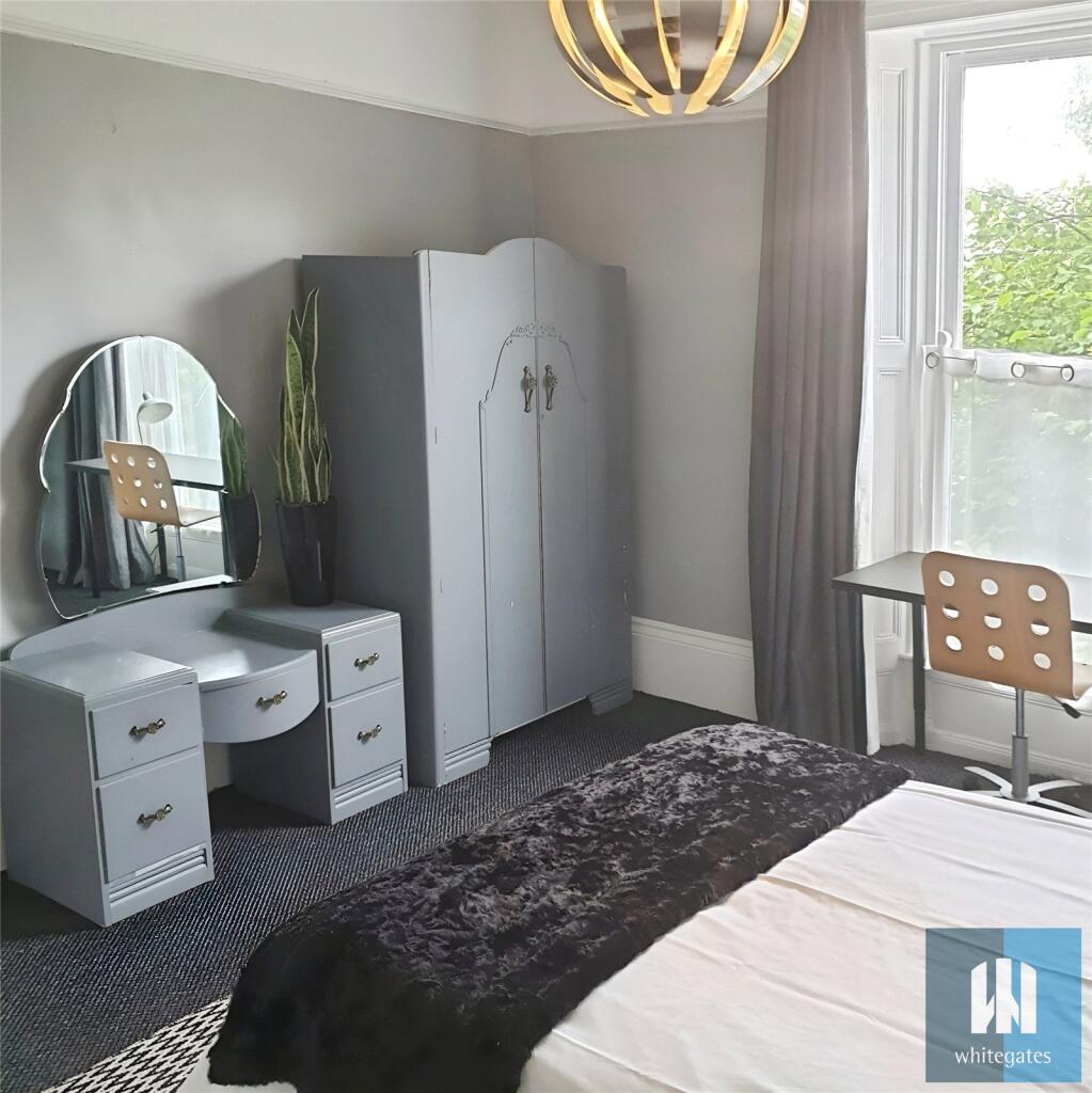 House in Kirklees, West Yorkshire - View 2