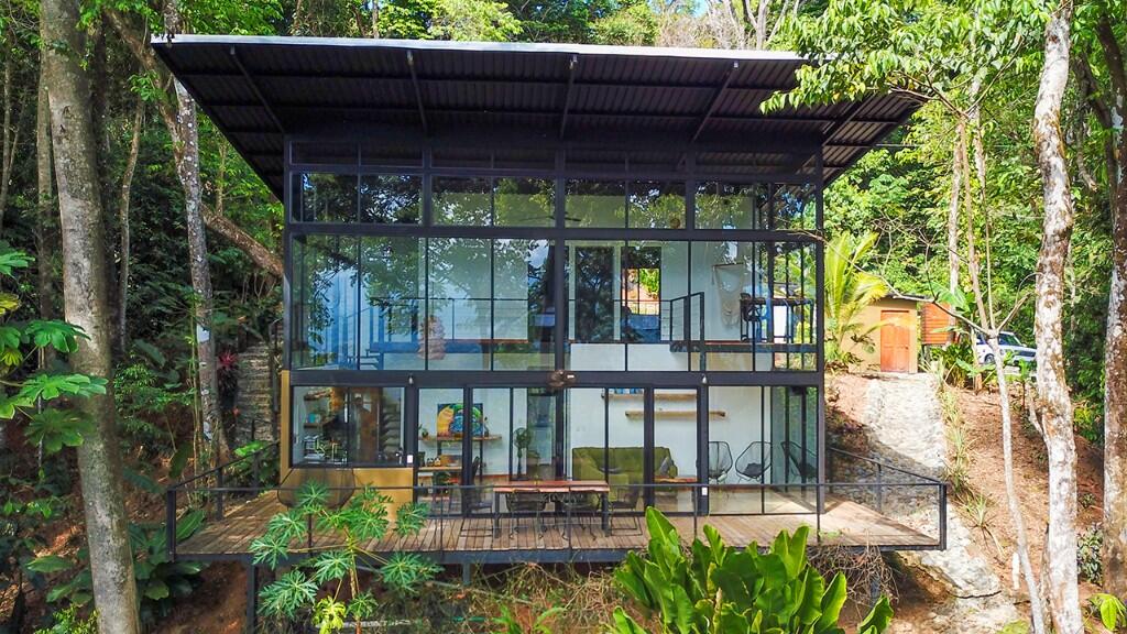 Main image of property: Dominical