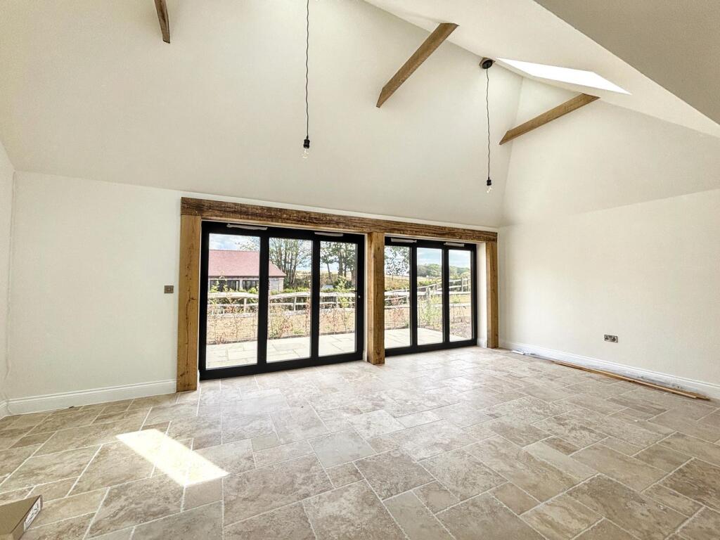 House in Tonbridge - View 2