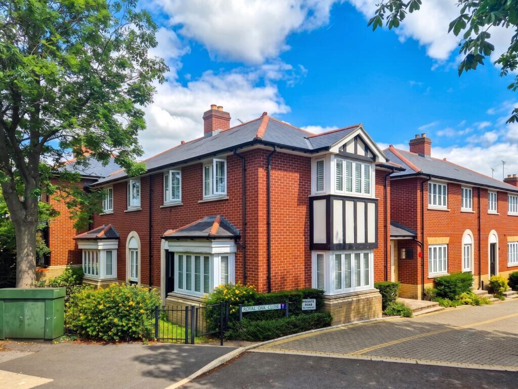Apartment in Ilford