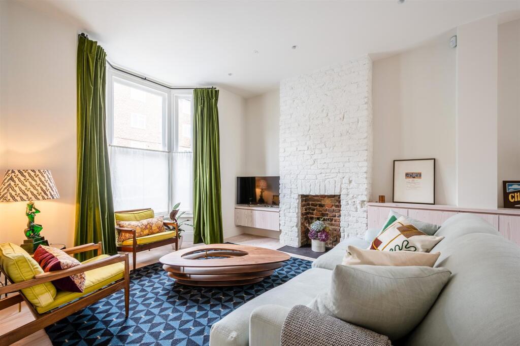 Glenarm Road, E5 photo 4