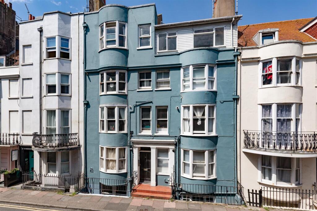 Main image of property: Broad Street, Brighton