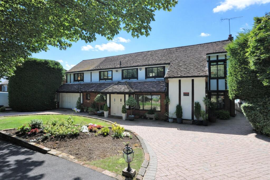 Main image of property: Stradbroke Drive, Chigwell, Essex, IG7
