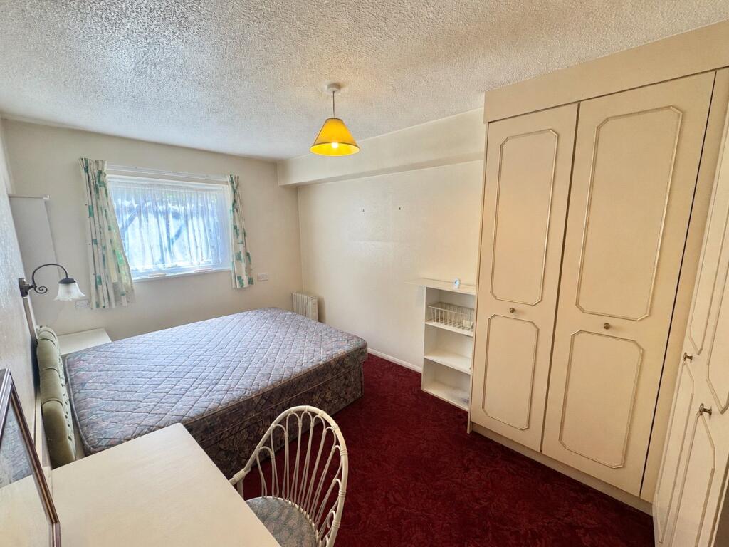 Apartment in Preston - View 5