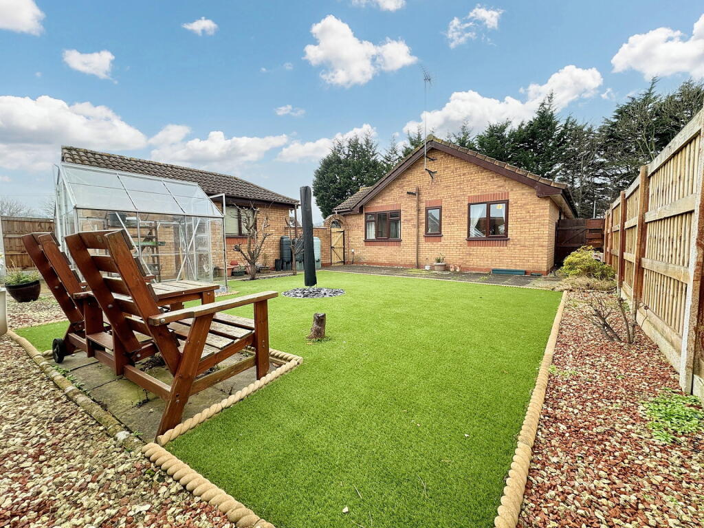 Heol Dewi, Pensarn, Conwy, LL22 7RJ photo 4