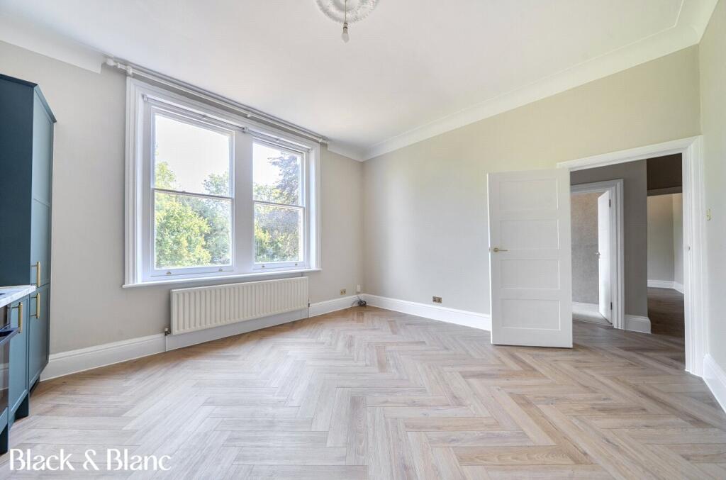 Apartment in Bromley - View 5