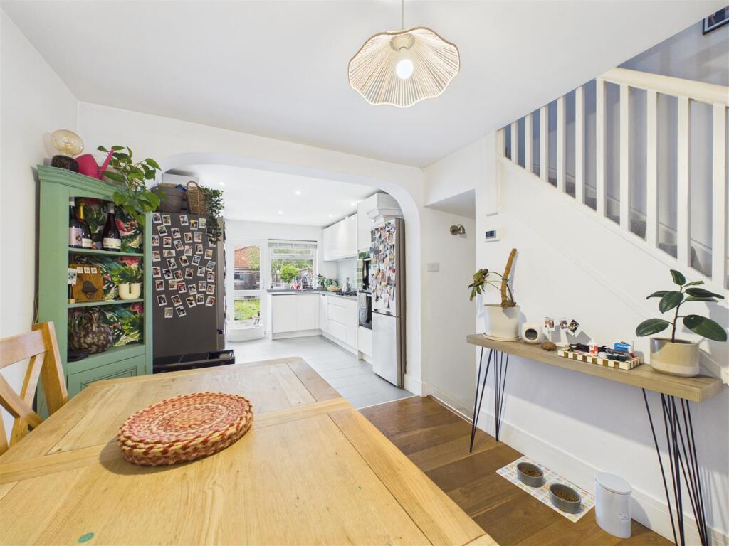 House in North Hertfordshire, Hertfordshire - View 4