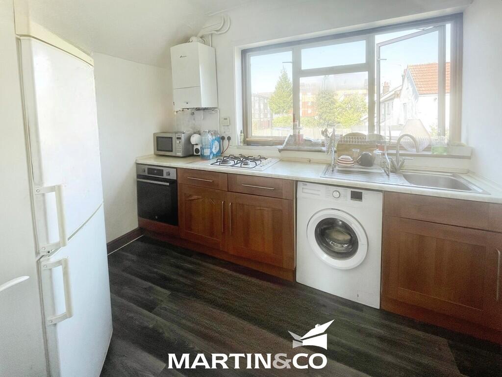 Apartment in Chelmsford - View 4