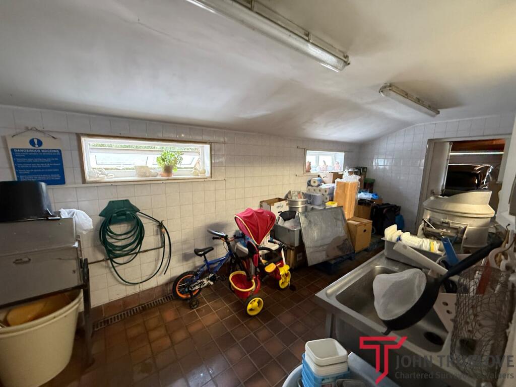 Additional image 12 of 82 - 88 Beoley Road West, Redditch, B98 8LX