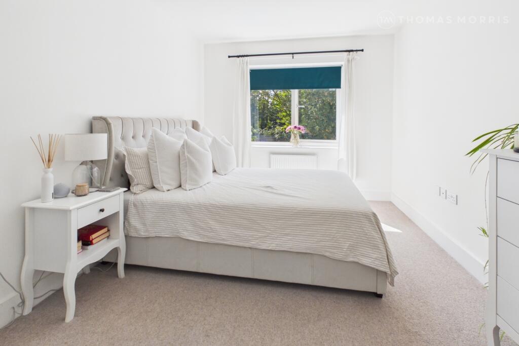 Apartment in North Hertfordshire, Royston - View 5