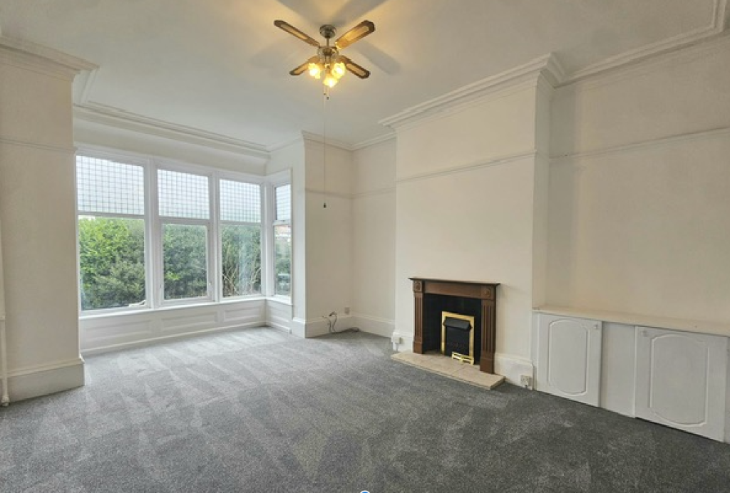 Main image of property: 1 Holly Lodge ,Carr Lane, Hull, East Riding Of Yorkshire, HU10