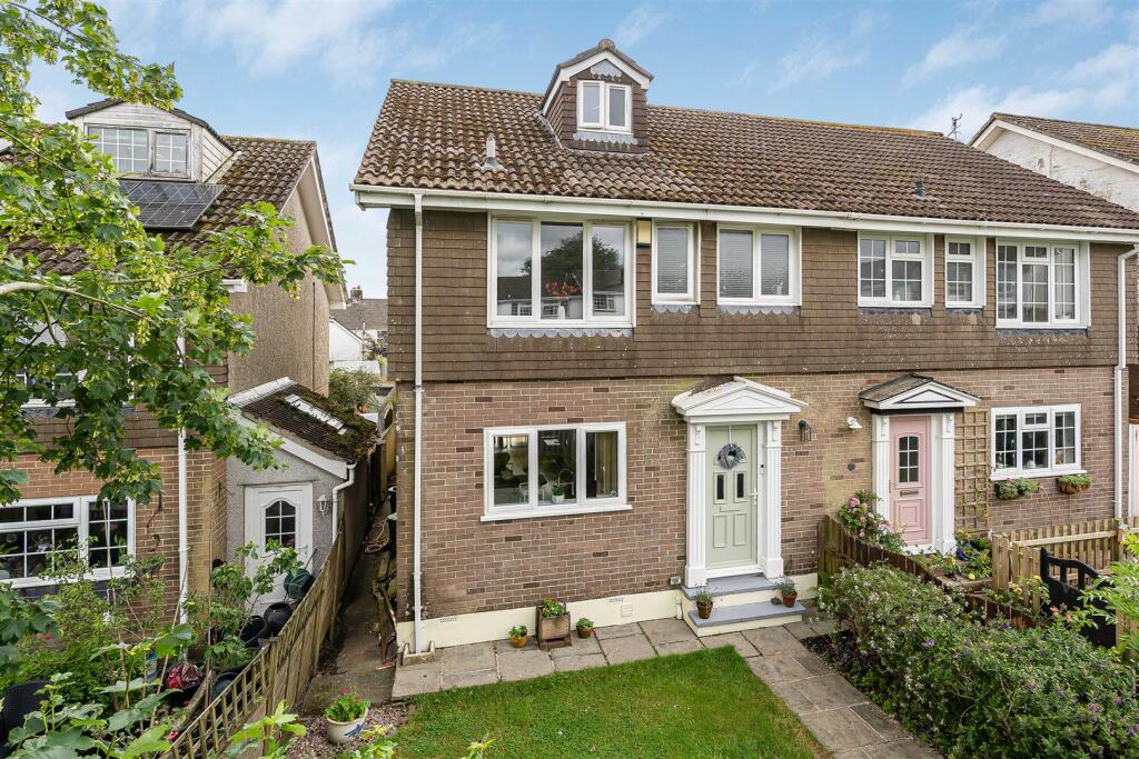 Main image of property: Grylls Park, Lanreath, Looe