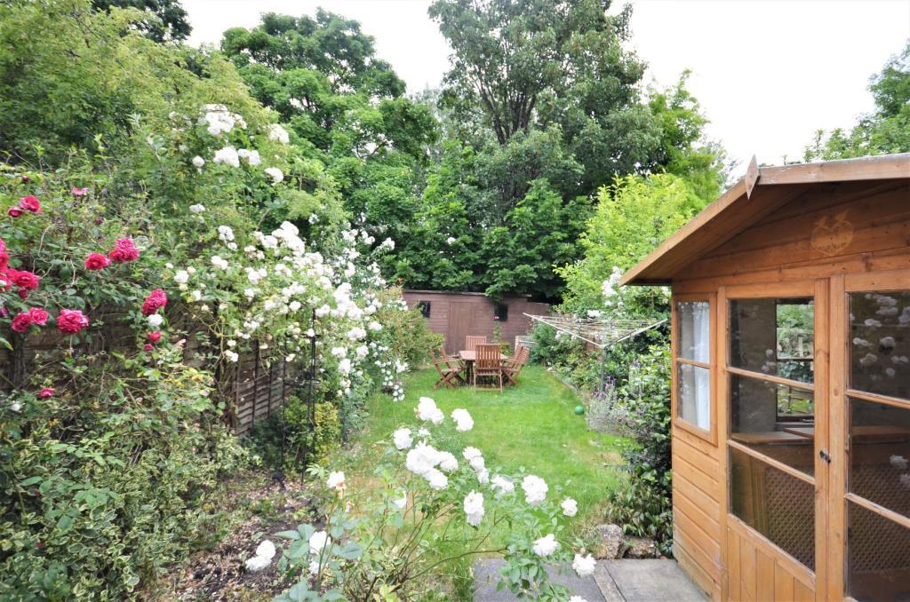 Main image of property: Brentmead Gardens, Ealing, NW10