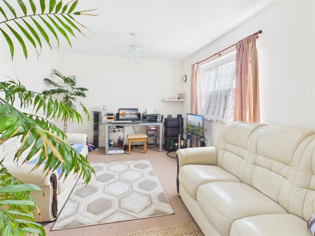 Main image of property: Stoney Stanton Road, Coventry * TWO DOUBLE BEDROOMS *