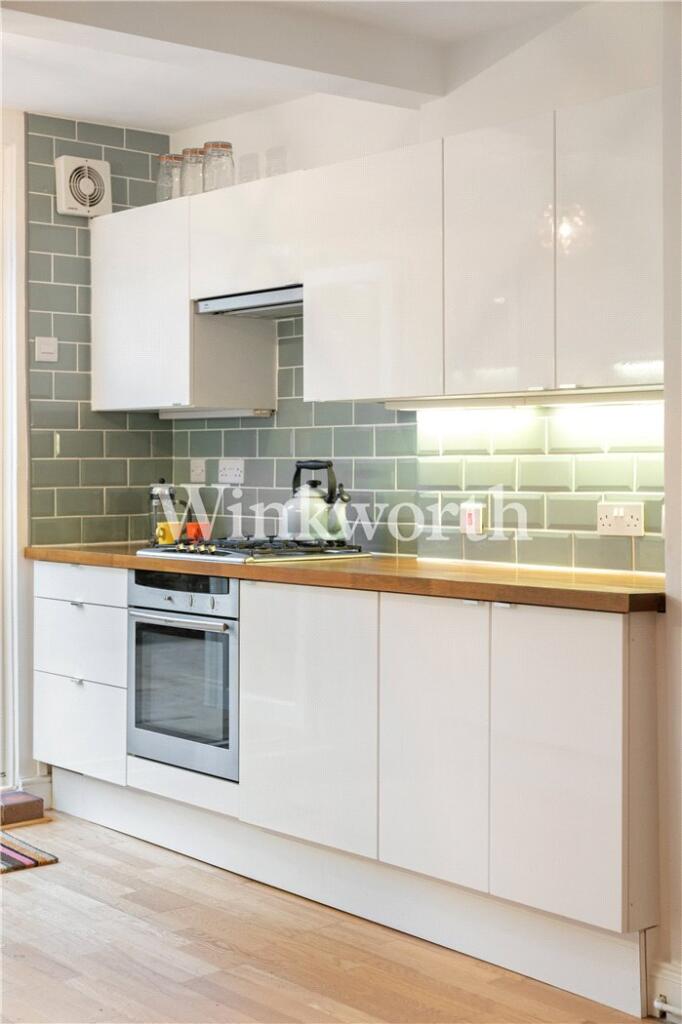 Apartment in London - View 5