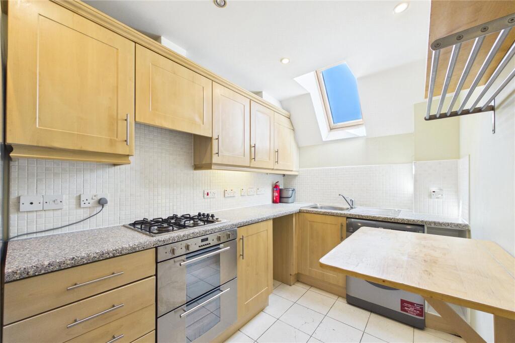 Apartment in Basingstoke and Deane, Chineham - View 3