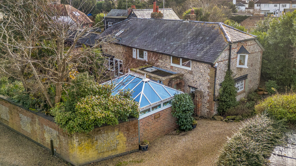 Main image of property: Felpham Road, Felpham, PO22