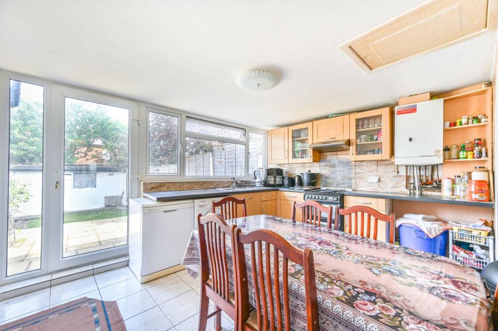 Main image of property: Litchfield Gardens, Willesden, London, NW10